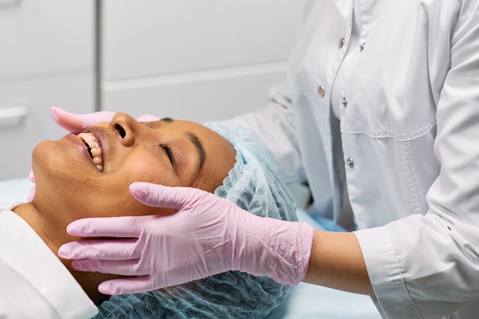 Hudbehandling i lys klinik